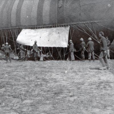 Préparation d’un ballon d'observation.