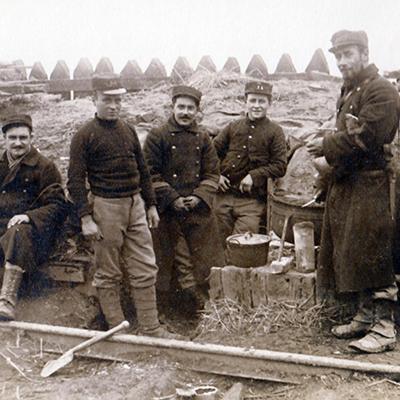 Soldiers near the Yser